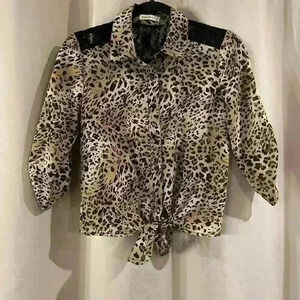 Women’s Cheetah Quarter Sleeve Glam Dollz Blouse